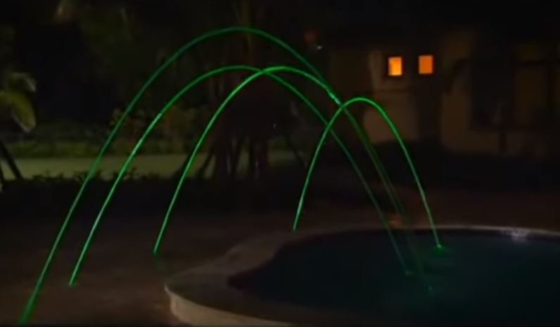 pool laminar jets